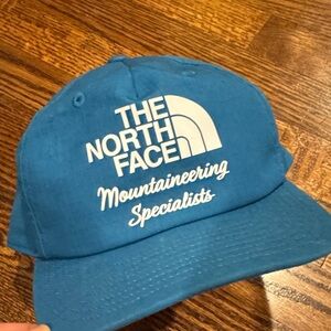 The North Face ‘Mountaineering Specialists’ Brimmed Hat Unisex One Size NWOT